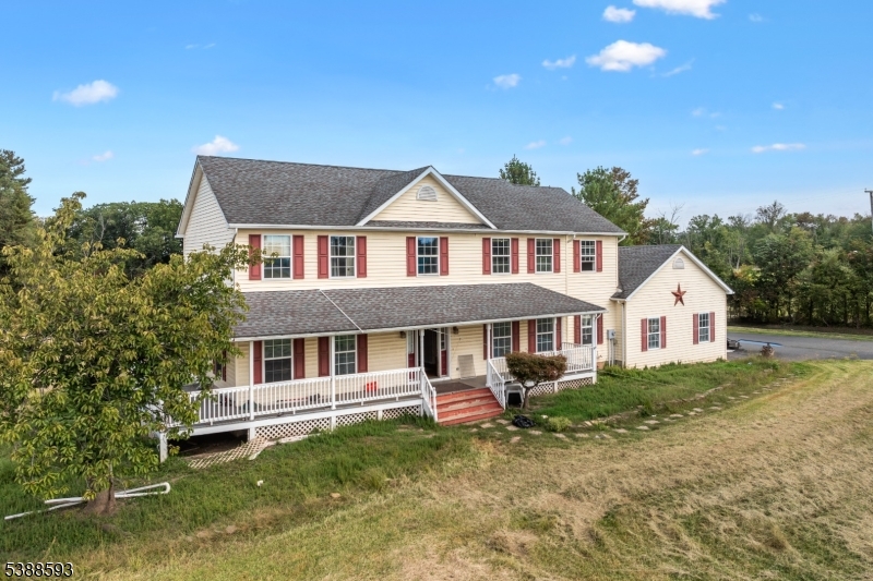 22 Biser Rd Property Photo 5