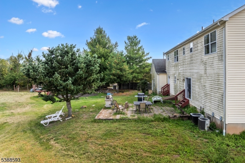 22 Biser Rd Property Photo 7