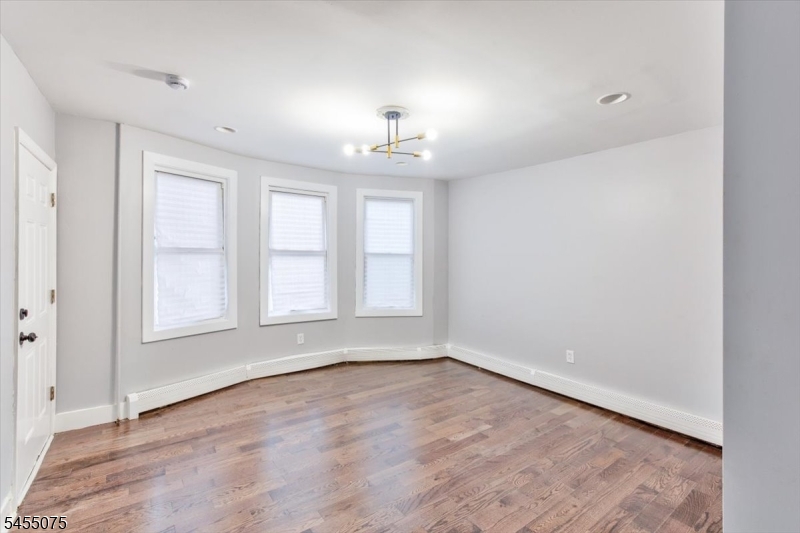 20 Edwin Pl Property Photo 14