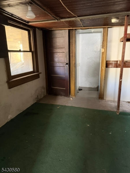 41 Outlook Ave Property Photo 10
