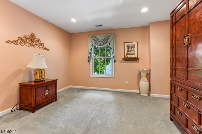 62 Hickory Hill Blvd 1 Property Photo 30