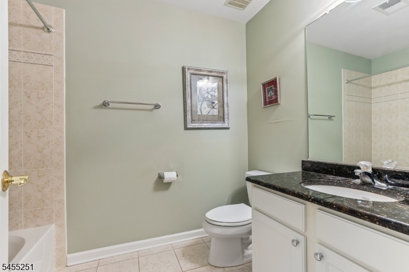 62 Hickory Hill Blvd 1 Property Photo 33