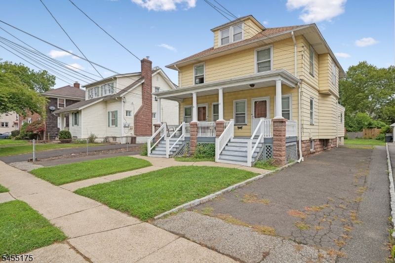 20 Blaine St
