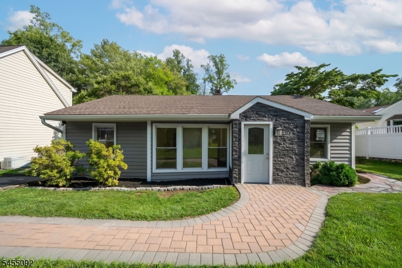 19 Apache Trl Property Photo 1
