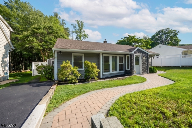 19 Apache Trl Property Photo 4