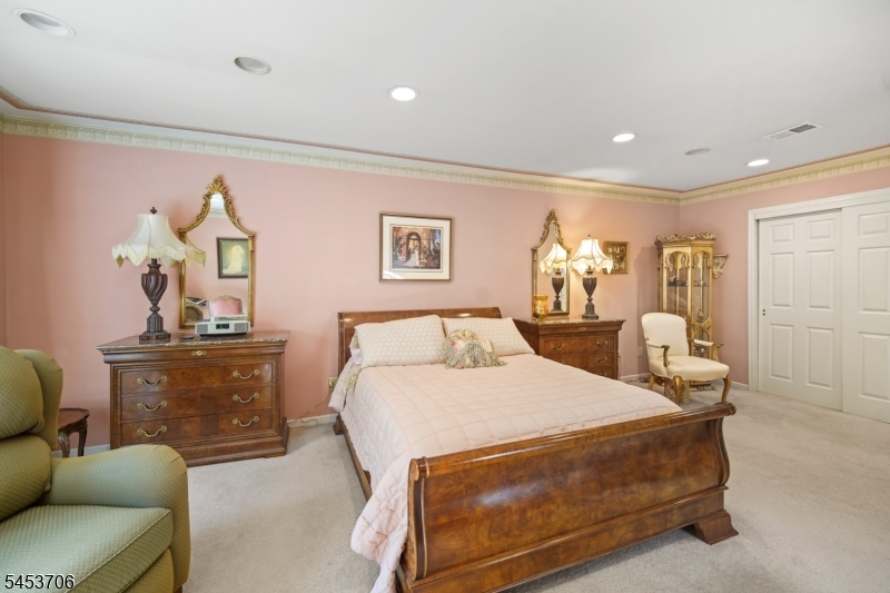 21 Berkeley Square Condo 21 Property Photo 22