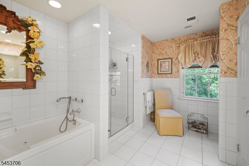 21 Berkeley Square Condo 21 Property Photo 27