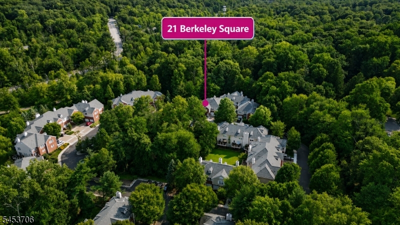21 Berkeley Square Condo 21 Property Photo 40