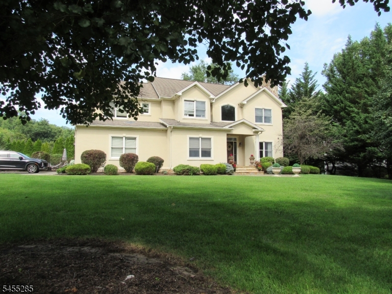 5 Pilgrim Ct Property Photo 1