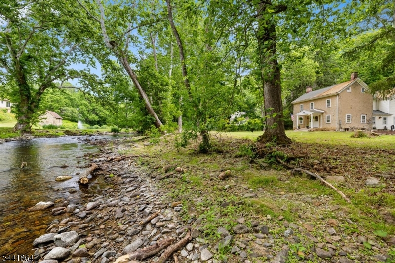 161 Musconetcong River Rd Property Photo 3