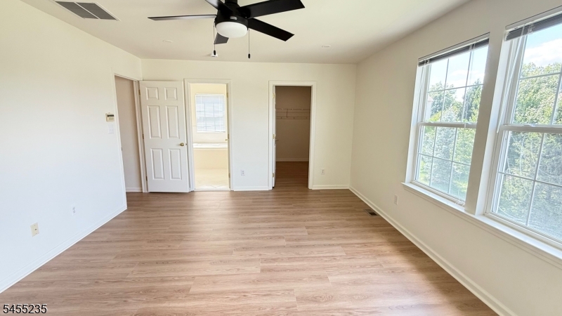 6 Joanne Ct Property Photo 18