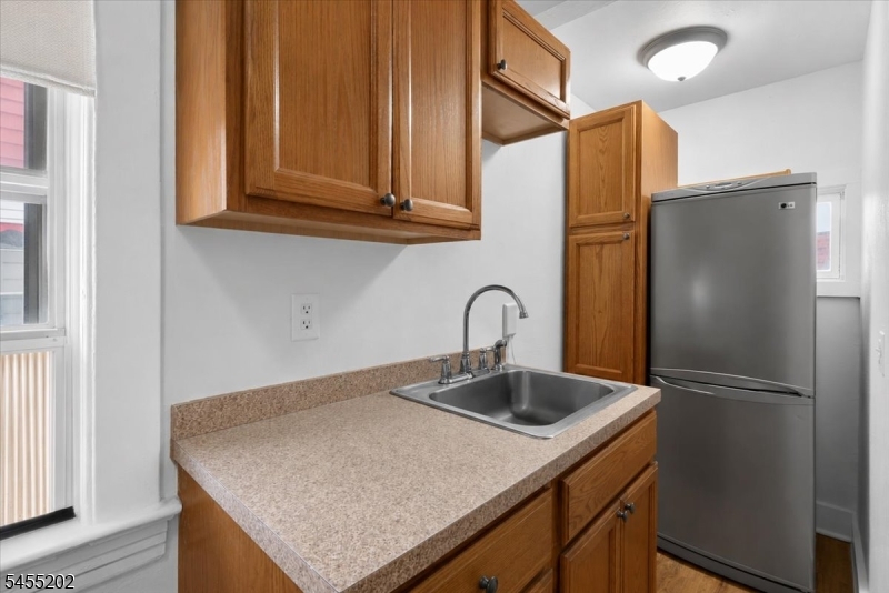 7 Laurel Pl Property Photo 5