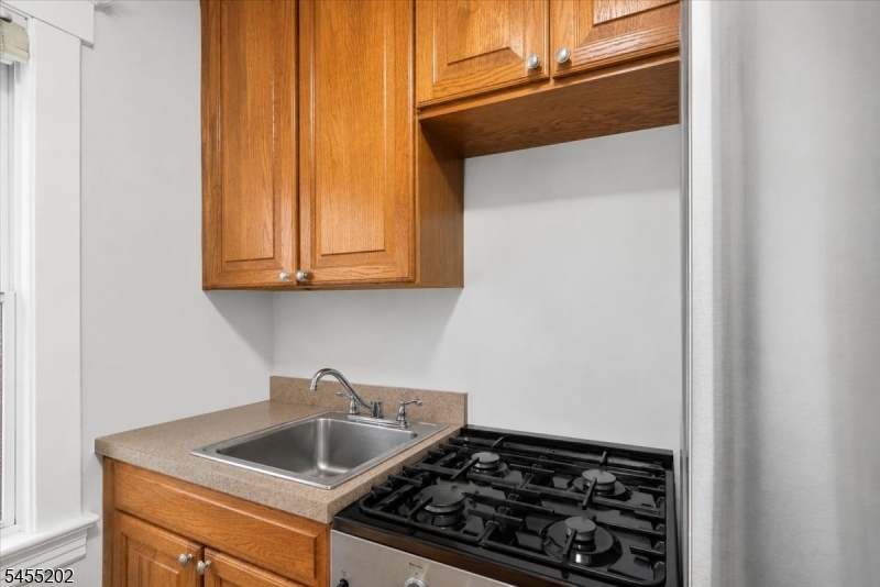 7 Laurel Pl Property Photo 24