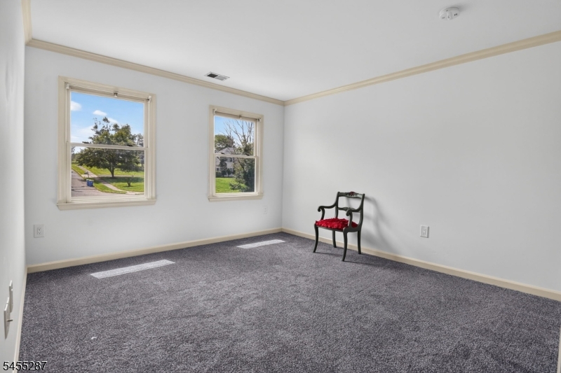 1114 Van Arsdale Dr Property Photo 23