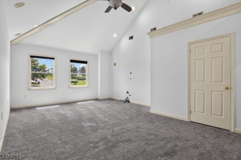 1114 Van Arsdale Dr Property Photo 28