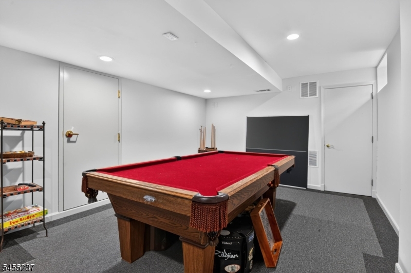 1114 Van Arsdale Dr Property Photo 39