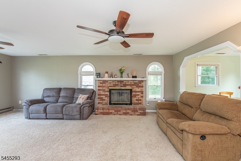 1 James Dr Property Photo 2