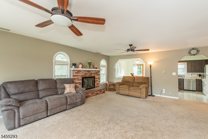 1 James Dr Property Photo 7
