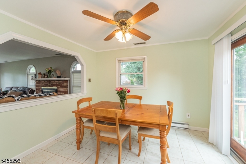 1 James Dr Property Photo 16