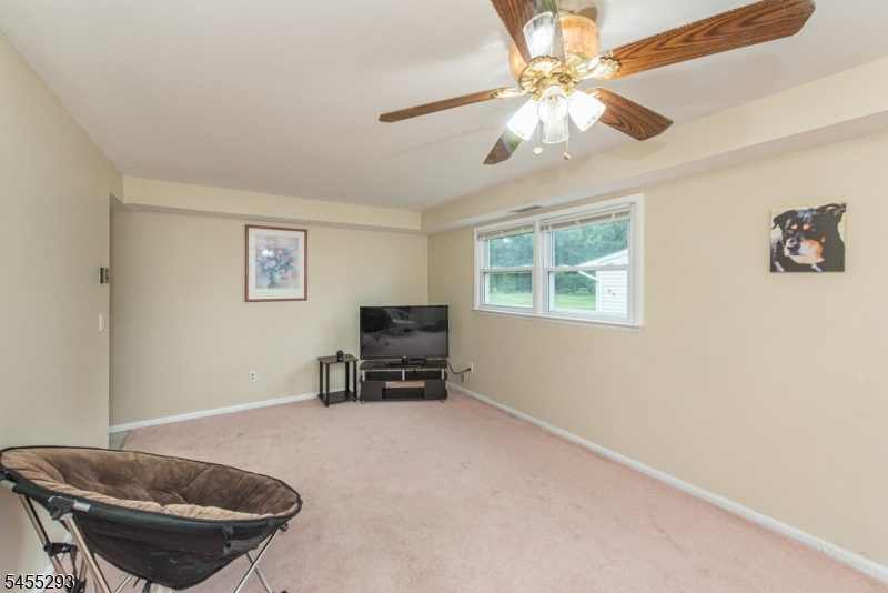 1 James Dr Property Photo 26
