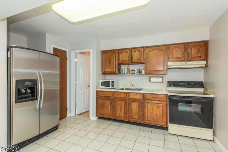 1 James Dr Property Photo 29