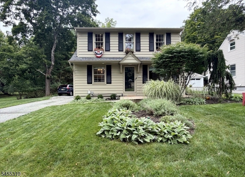 837 Circle Property Photo 1