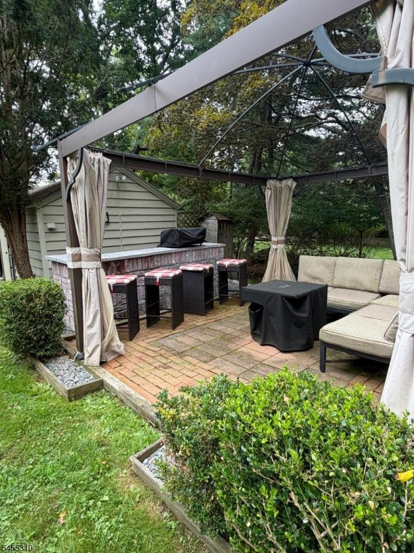 837 Circle Property Photo 15