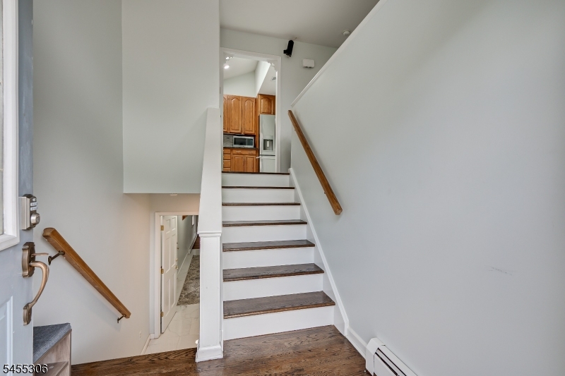 36 Aylin St Property Photo 5