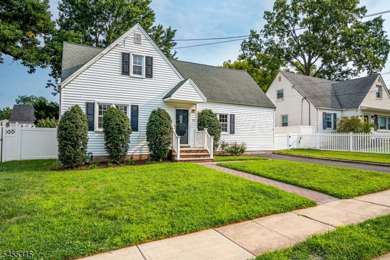 23 Mayfield Pl Property Photo 4