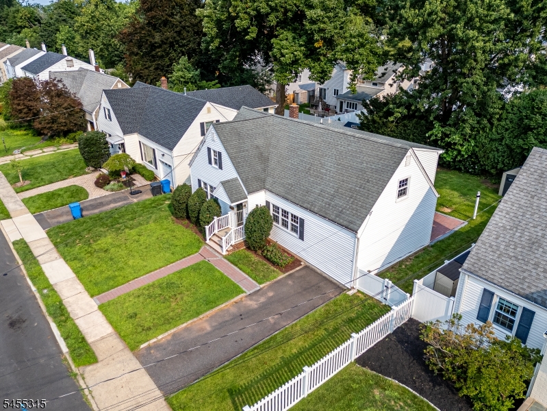 23 Mayfield Pl Property Photo 8