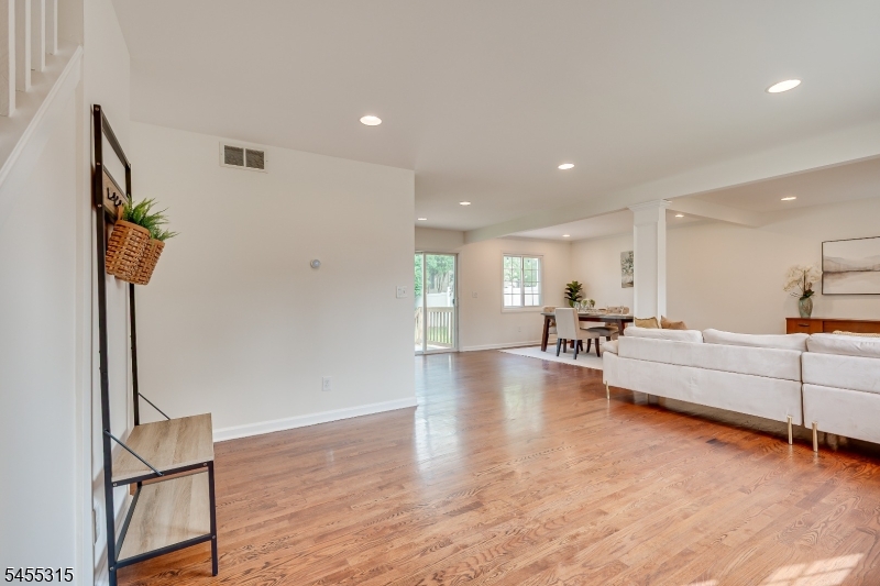 23 Mayfield Pl Property Photo 12