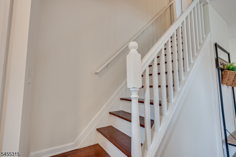 23 Mayfield Pl Property Photo 24