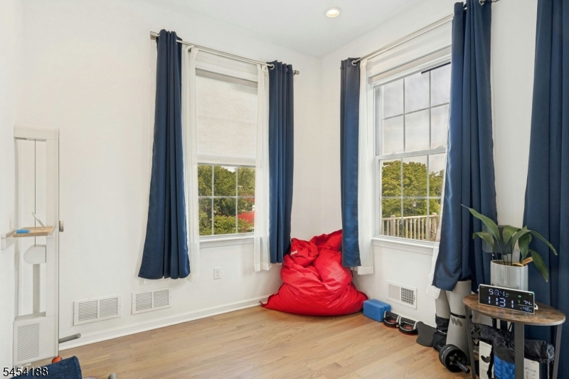 62 Parkside Ln Property Photo 13