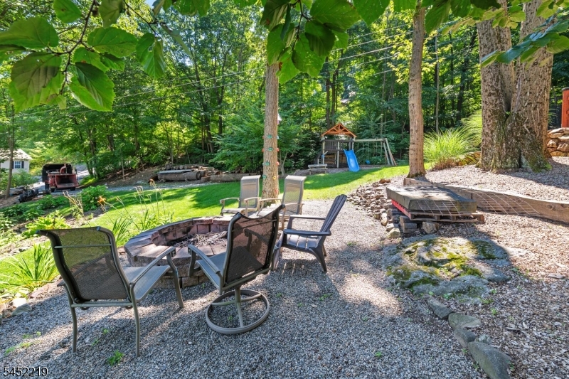 4 Glen Rd Property Photo 24