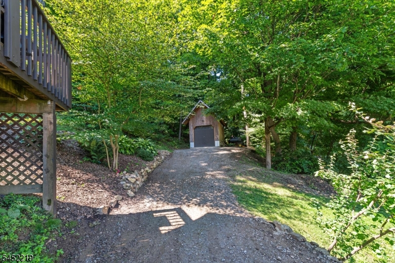 4 Glen Rd Property Photo 31