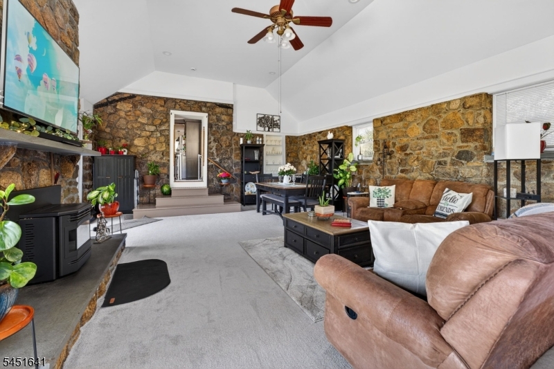 62 Bunnvale Rd Property Photo 39