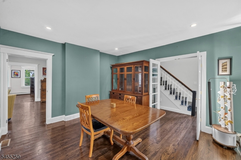 46 Greenwood Ave Property Photo 11