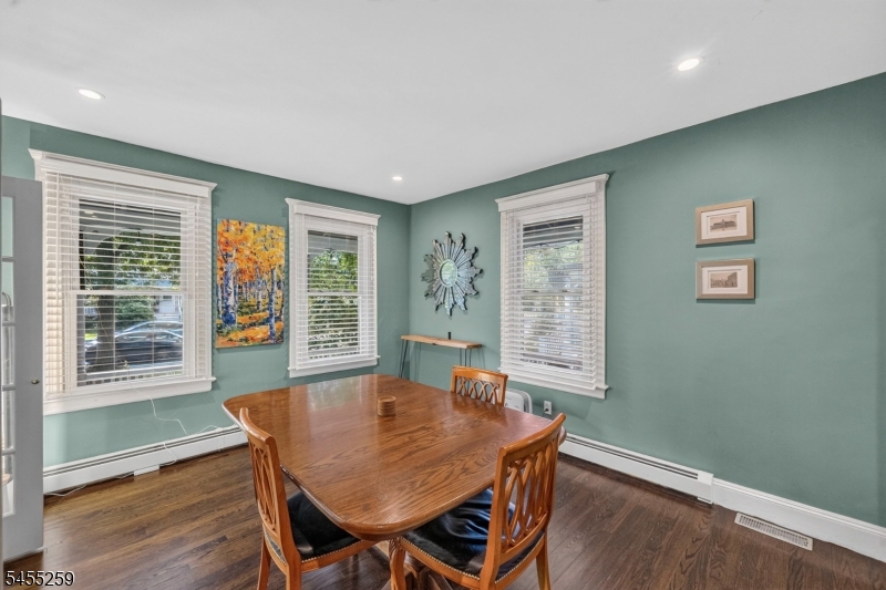 46 Greenwood Ave Property Photo 12