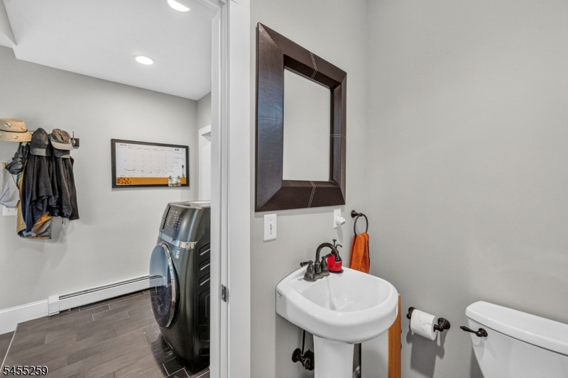 46 Greenwood Ave Property Photo 18