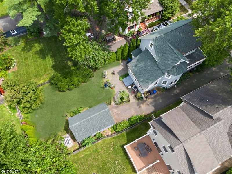 46 Greenwood Ave Property Photo 44