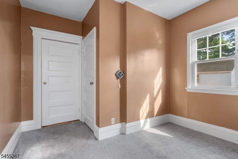165 Claremont Ave 1 Property Photo 10