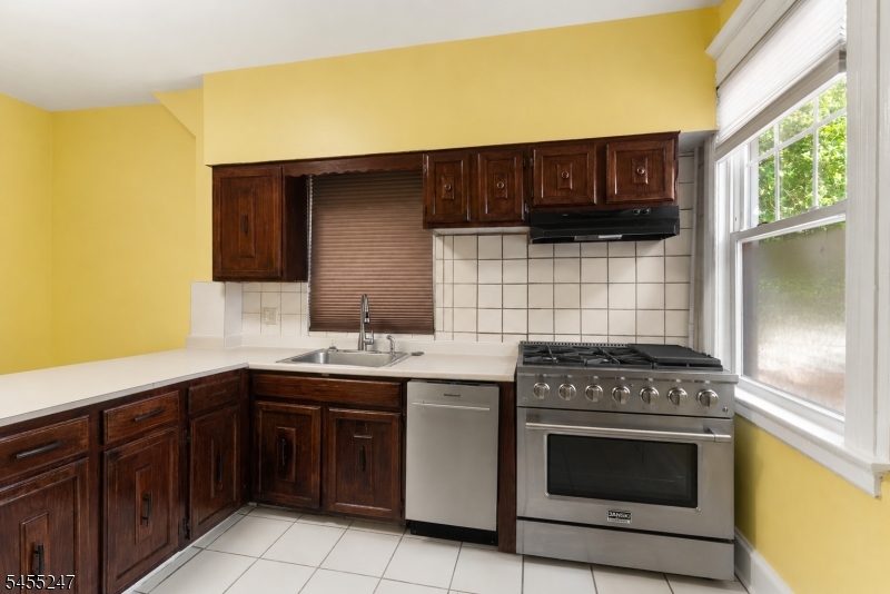 165 Claremont Ave 1 Property Photo 16