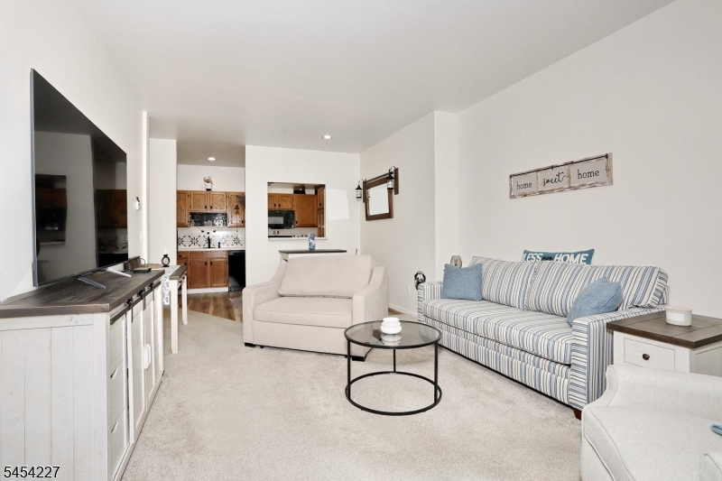 2 Richmond Roadsuite222 222 Property Photo 8
