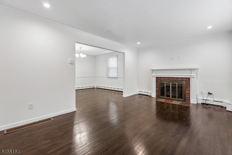 164 Watson Rd Property Photo 3