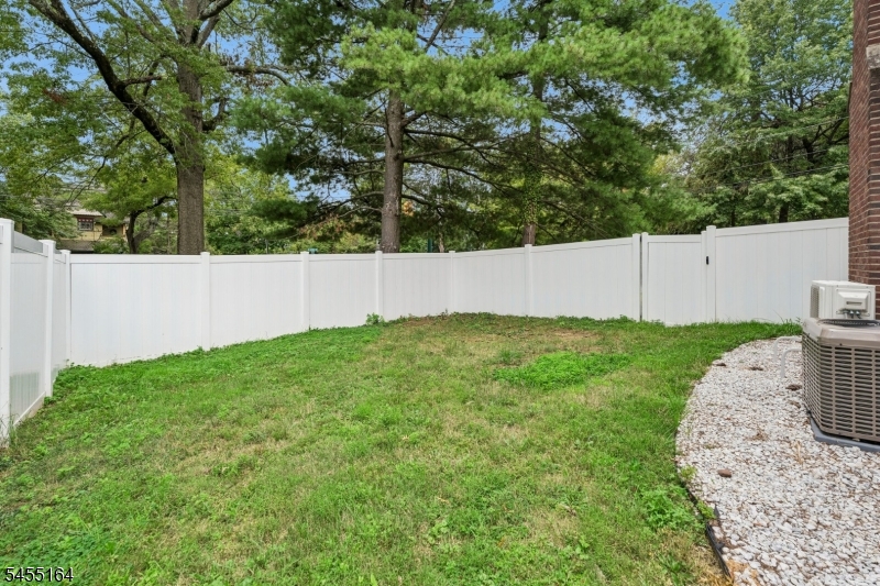 164 Watson Rd Property Photo 32