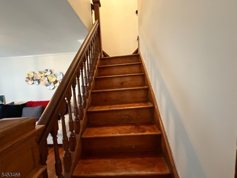 413 Pine St Property Photo 15