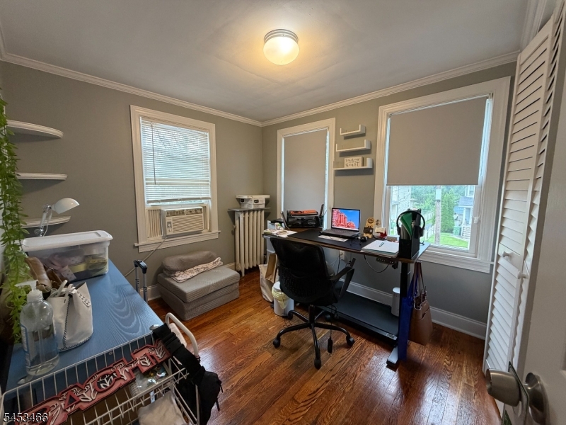 413 Pine St Property Photo 16