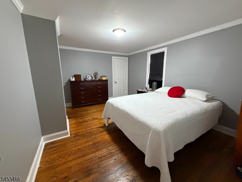 413 Pine St Property Photo 18