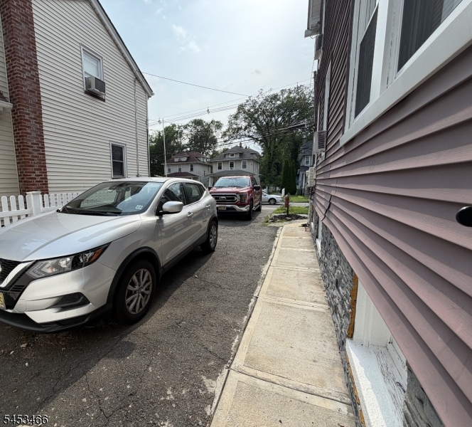 413 Pine St Property Photo 29