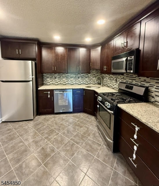 36 Fisher Dr Property Photo 8